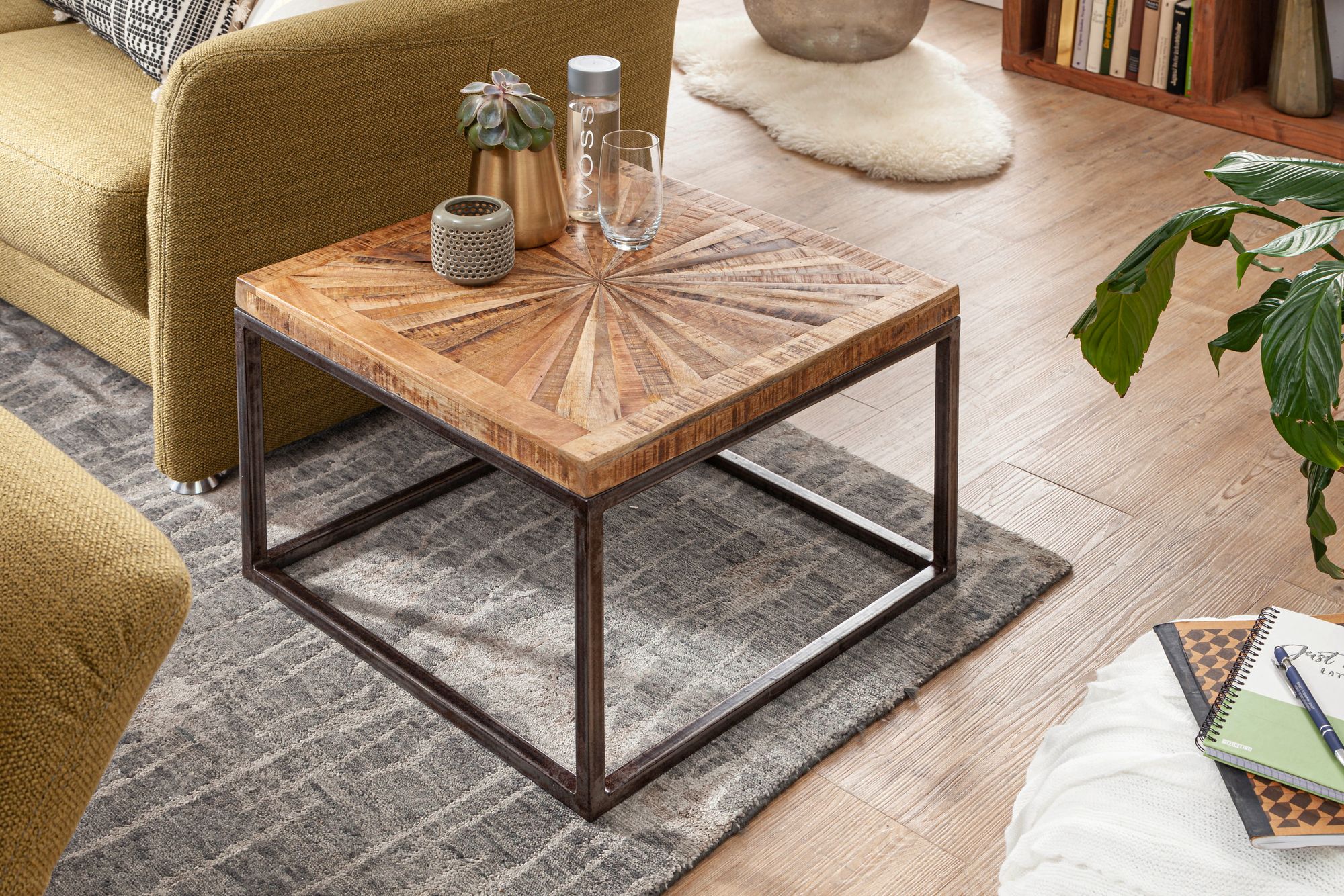 FineBuy Couchtisch Mango Massivholz 55x40x55 cm Tisch mit Metallgestell, Wohnzimmertisch Quadratisch im Industrial Design, Massiver Sofatisch Modern | Farbe: Braun FineBuy Couchtisch Mango Massivholz 55x40x55 cm Tisch mit Metallgestell, Wohnzimmertisch Quadratisch im Industrial Design, Massiver Sofatisch Modern | Farbe: Braun