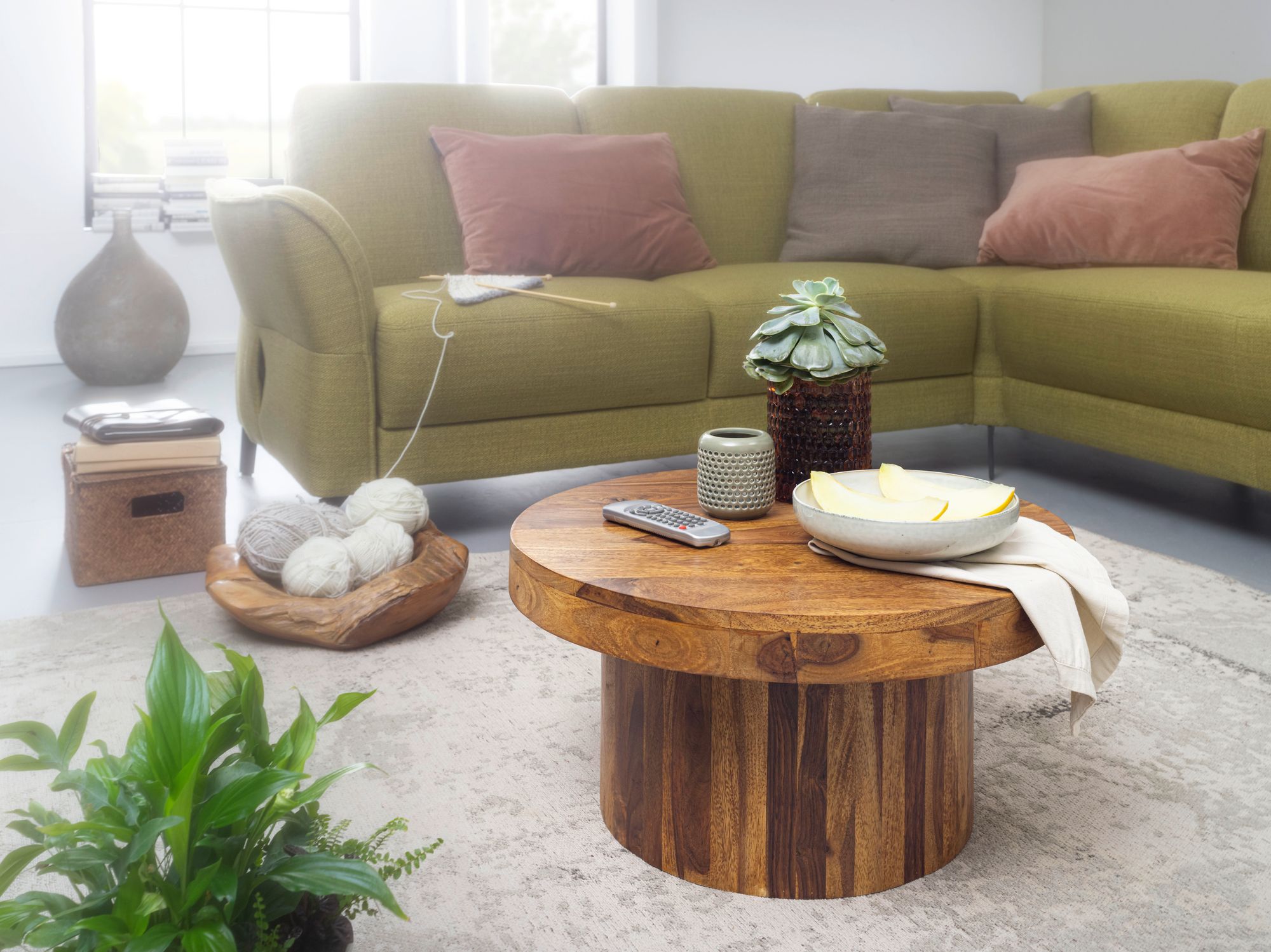FineBuy Couchtisch Sheesham Massivholz rund Ø 60 cm, Höhe 30 cm – Wohnzimmertisch im Monolith/Drum Design mit Säulenfuß – Handgefertigter Echtholz Tisch modern & stabil | Farbe: Braun FineBuy Couchtisch Sheesham Massivholz rund Ø 60 cm, Höhe 30 cm – Wohnzimmertisch im Monolith/Drum Design mit Säulenfuß – Handgefertigter Echtholz Tisch modern & stabil | Farbe: Braun