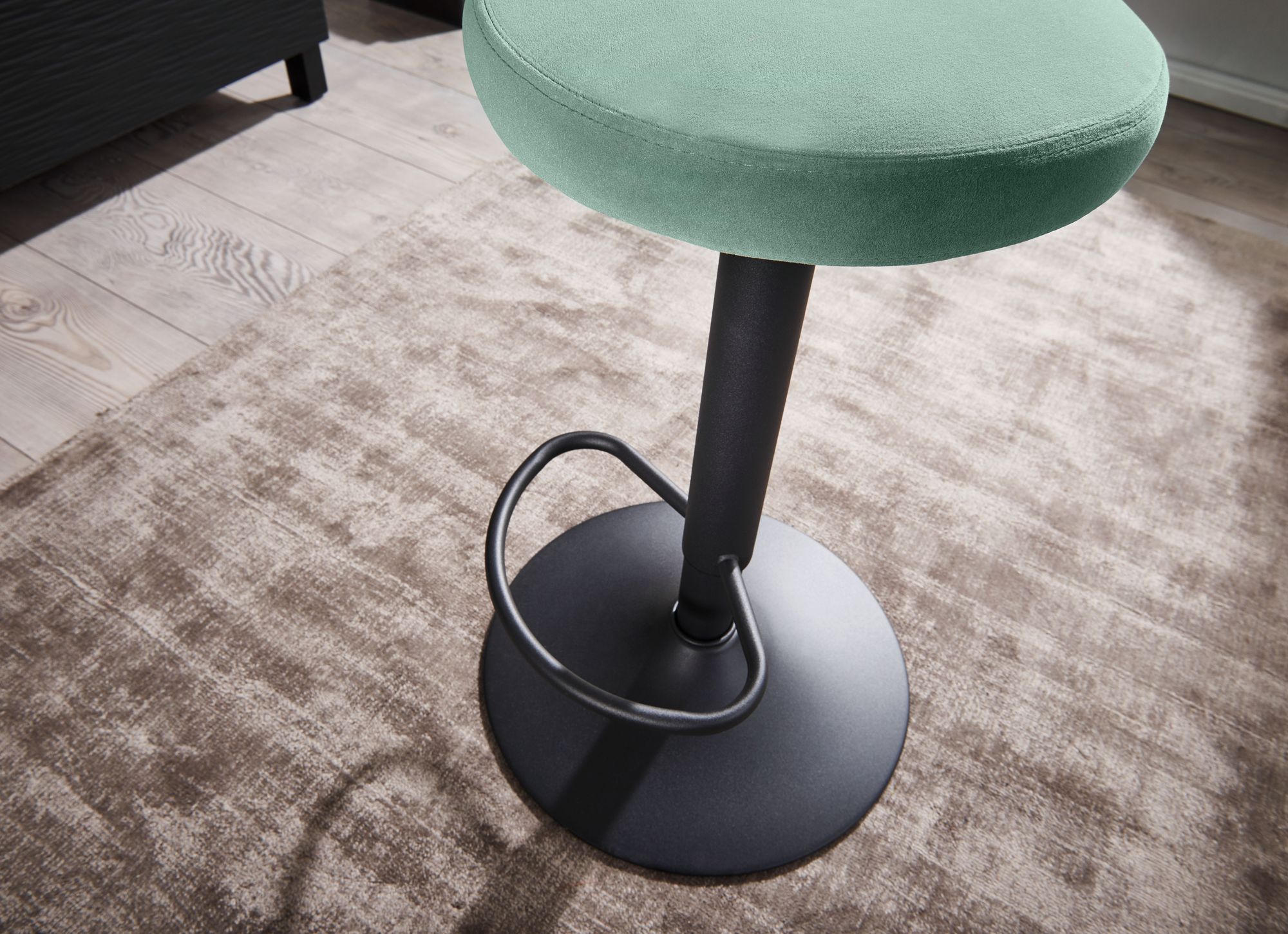 FineBuy Barhocker Samt Hocker ohne Lehne 58 - 79 cm, Küchenhocker Stoff / Metall 100kg, Design Barstuhl Tresenhocker Drehbar Bistrohocker | Farbe: Schwarz