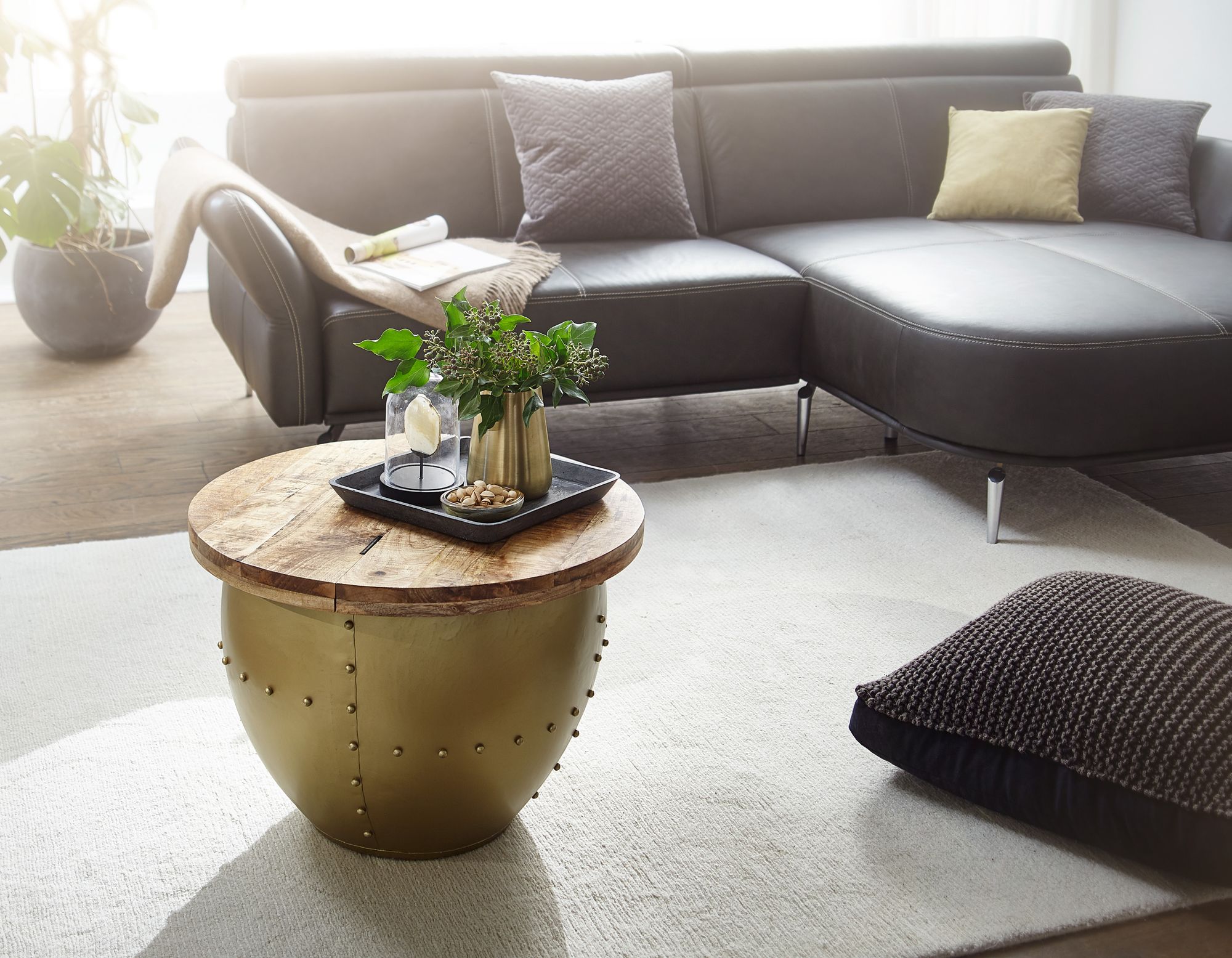 FineBuy Couchtisch Mango Massivholz / Metall 60x43x60 cm Industrial Style Rund, Design Wohnzimmertisch mit Stauraum, Moderner Loungetisch Sofatisch | Farbe: Silber