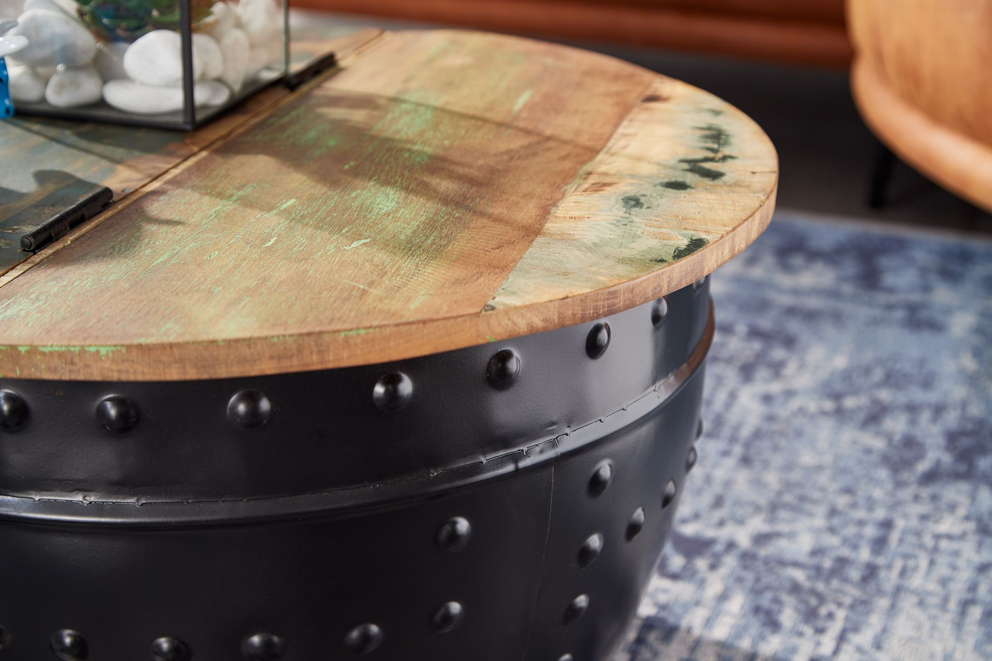 FineBuy Couchtisch Mango 60x36x60 cm Massivholz Metall Industrial Rund, Design Wohnzimmertisch mit Stauraum, Loungetisch Sofatisch Modern | Farbe: Weiß