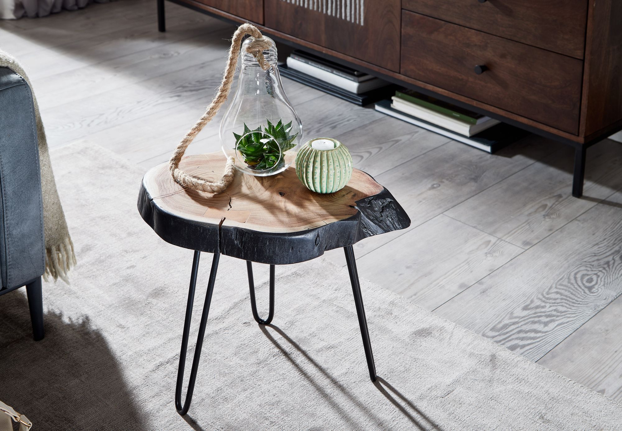 FineBuy Beistelltisch Akazie Massivholz / Metall Industrial 40x40x32cm Baumkante, Wohnzimmertisch Sofatisch Massiv Haarnadelbeine, Kleiner Anstelltisch Tisch Wohnzimmer | Farbe: Braun FineBuy Beistelltisch Akazie Massivholz / Metall Industrial 40x40x32cm Baumkante, Wohnzimmertisch Sofatisch Massiv Haarnadelbeine, Kleiner Anstelltisch Tisch Wohnzimmer | Farbe: Braun