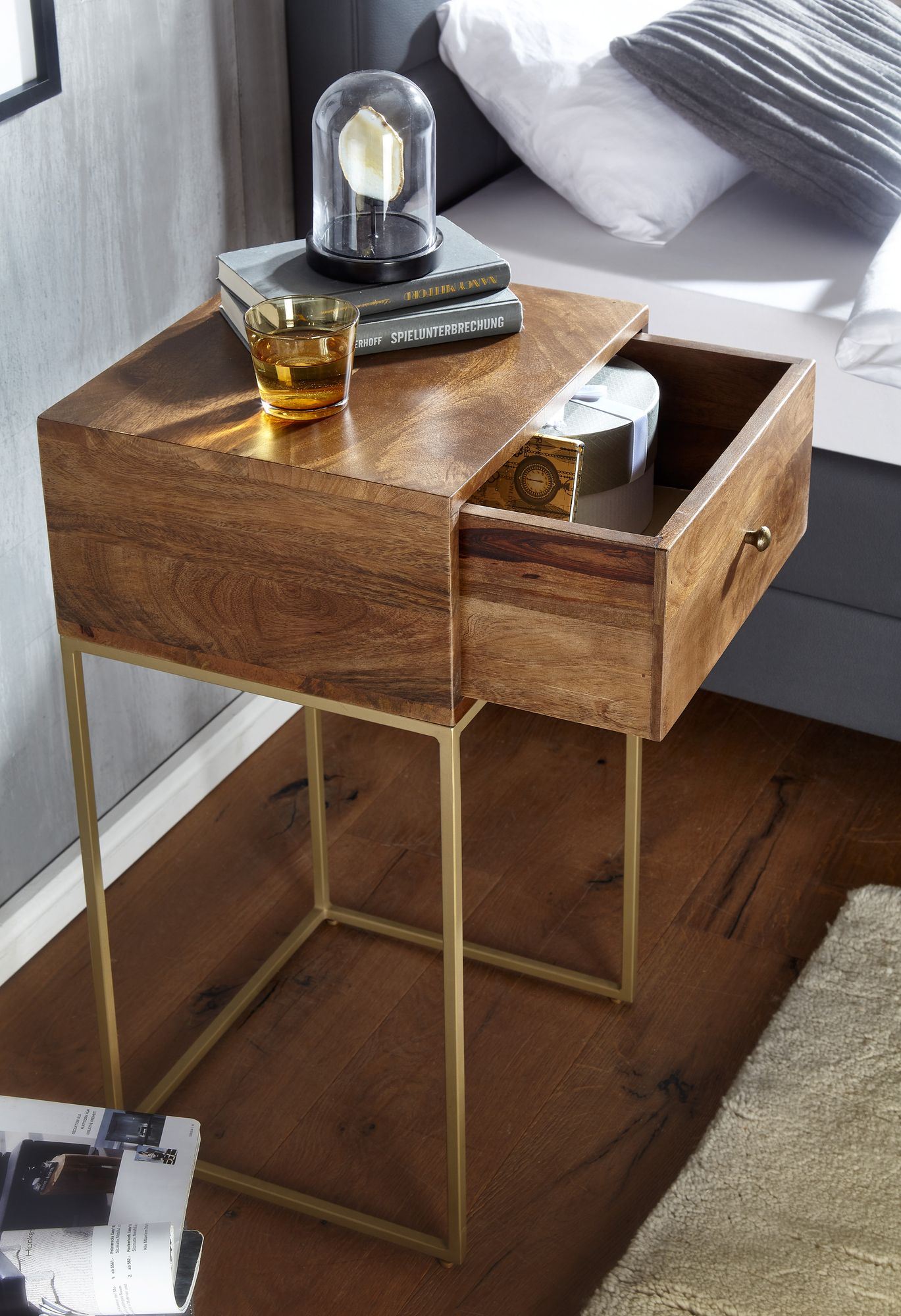 FineBuy Nachttisch Mango Massivholz / Metall 40x75,5x35 cm Nachtschrank Boxspringbett, Design Nachtkonsole mit Schublade, Nachtkommode mit Stauraum | Farbe: Braun FineBuy Nachttisch Mango Massivholz / Metall 40x75,5x35 cm Nachtschrank Boxspringbett, Design Nachtkonsole mit Schublade, Nachtkommode mit Stauraum | Farbe: Braun