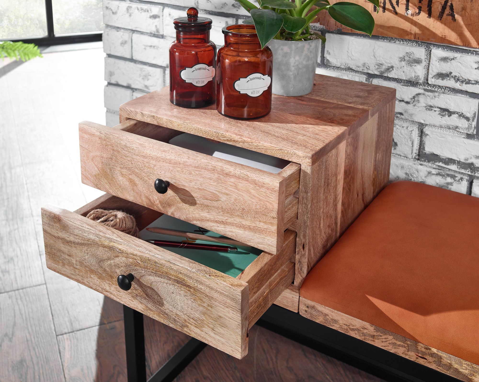 FineBuy gepolsterte Sitzbank 100 cm Massivholz Echtleder Schwarz mit Schublade - Retro Polsterbank für Garderobe, Schlafzimmer, Wohnzimmer  - Garderobenbank Eingangsbereich | Farbe: Schwarz