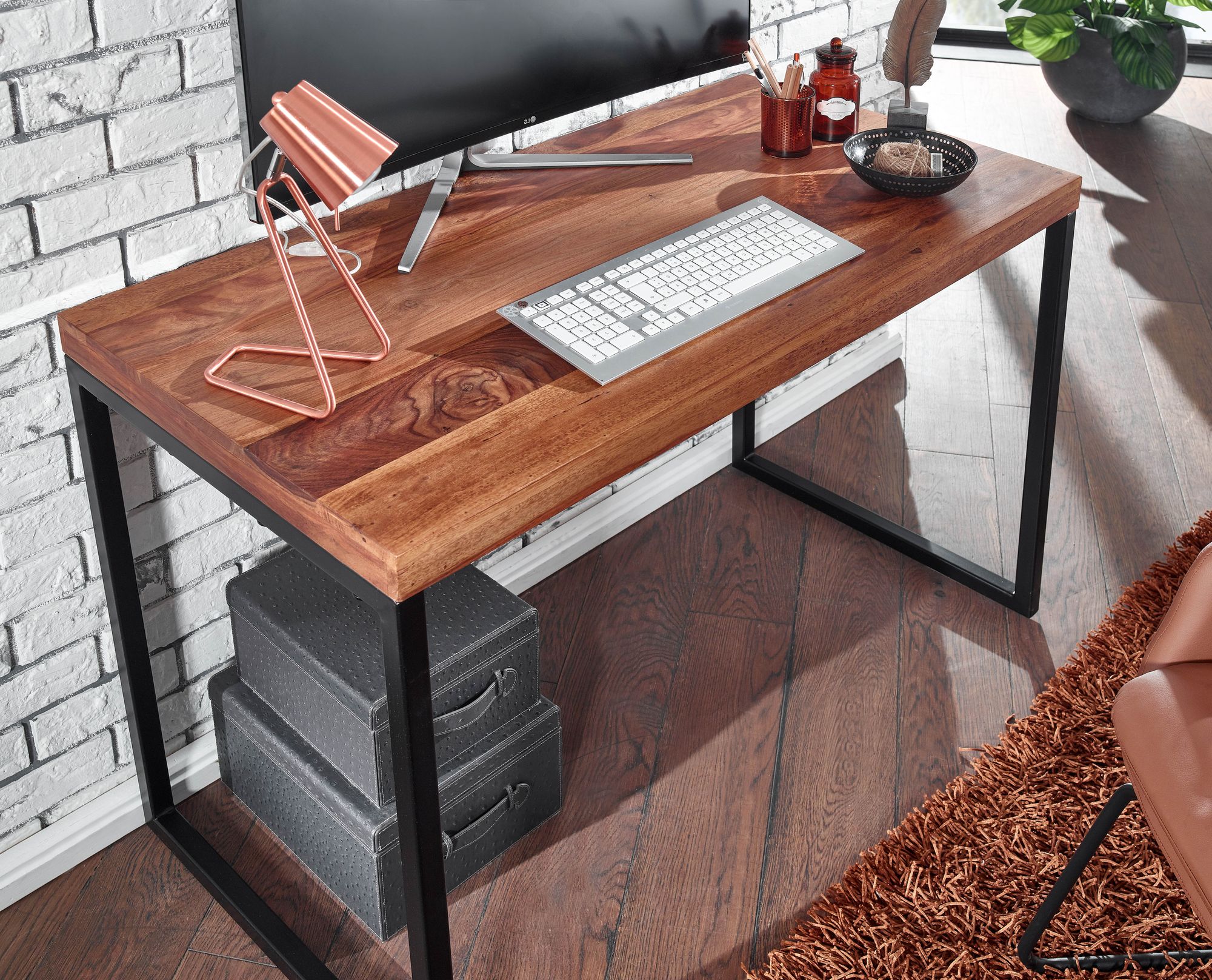 FineBuy Schreibtisch Sheesham Massivholz / Metall 117x59x76,5 cm Computertisch, Design Bürotisch Klein Dunkel, Laptoptisch Arbeitszimmer | Farbe: Braun FineBuy Schreibtisch Sheesham Massivholz / Metall 117x59x76,5 cm Computertisch, Design Bürotisch Klein Dunkel, Laptoptisch Arbeitszimmer | Farbe: Braun