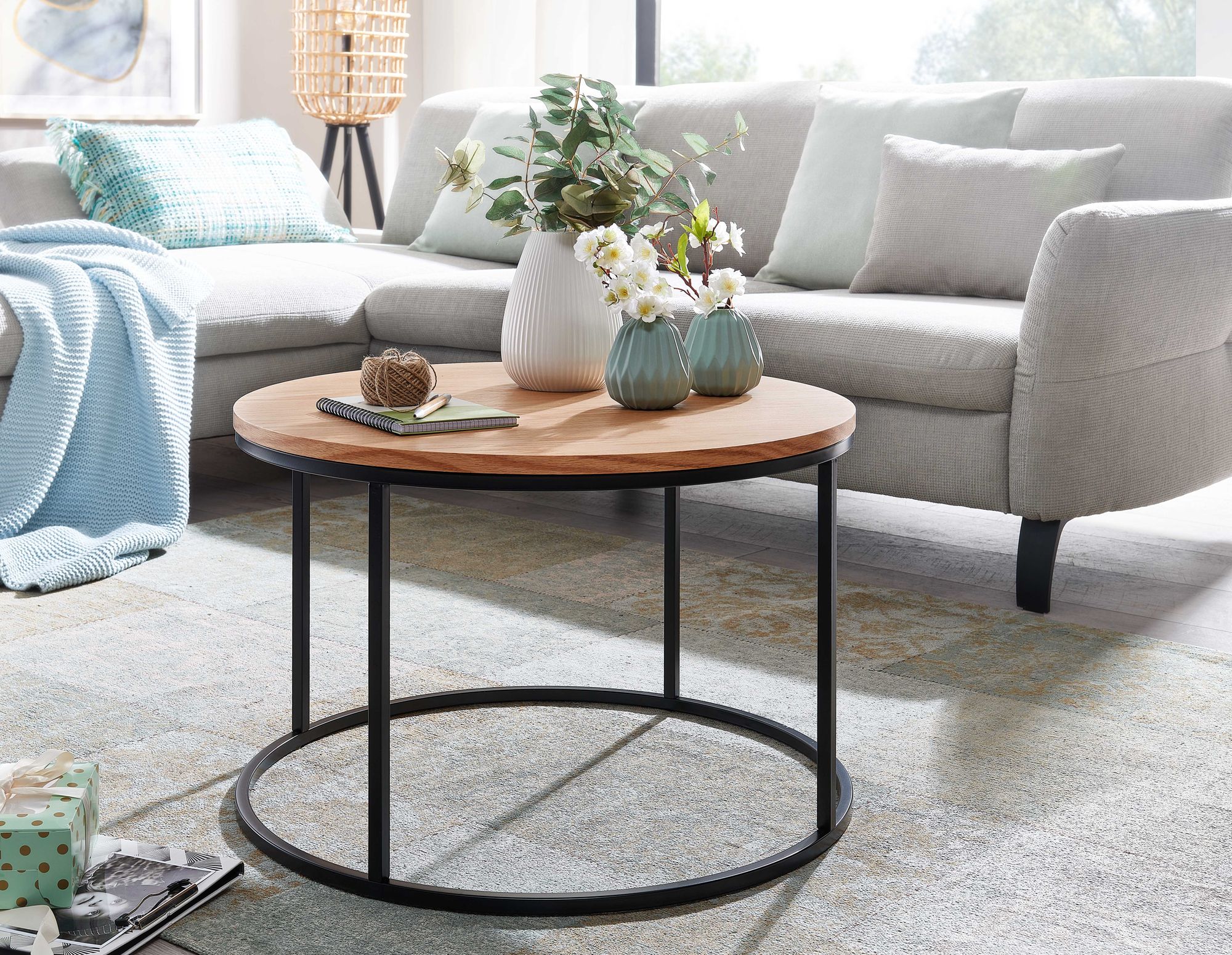 FineBuy Couchtisch rund 70 cm aus MDF Holz & Metall Skandinavisches Eiche Design – moderner Wohnzimmertisch mit stabilem Metallgestell, eleganter Beistelltisch für Wohnzimmer | Farbe: Braun FineBuy Couchtisch rund 70 cm aus MDF Holz & Metall Skandinavisches Eiche Design – moderner Wohnzimmertisch mit stabilem Metallgestell, eleganter Beistelltisch für Wohnzimmer | Farbe: Braun