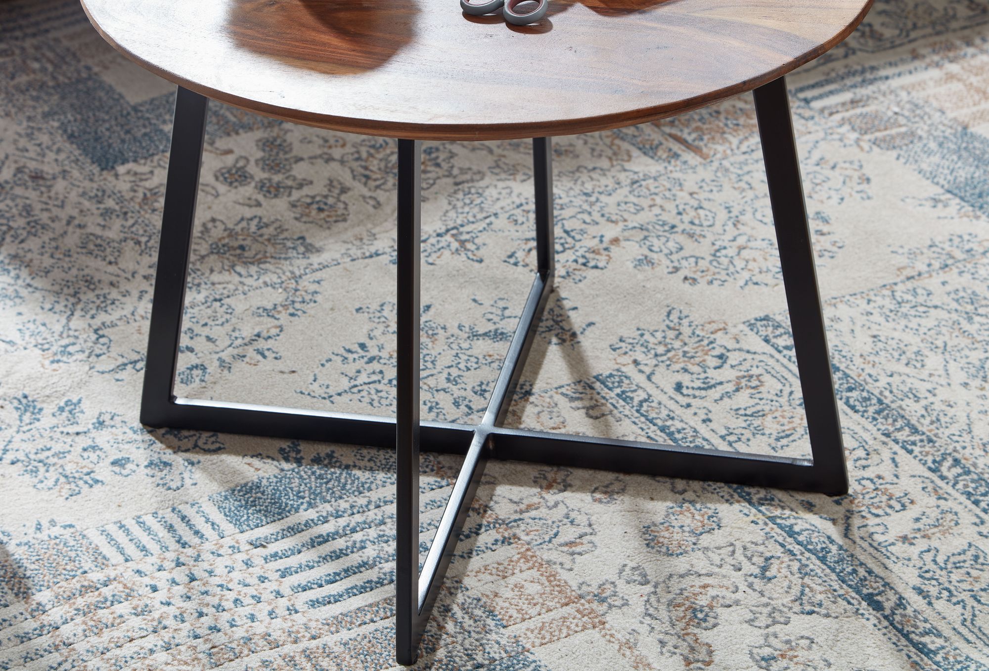 FineBuy Couchtisch 60x60x45 cm Sheesham Massivholz / Metall Sofatisch Rund, Design Wohnzimmertisch Kaffeetisch Massiv, Kleiner Tisch Beistelltisch Wohnzimmer Modern | Farbe: Braun FineBuy Couchtisch 60x60x45 cm Sheesham Massivholz / Metall Sofatisch Rund, Design Wohnzimmertisch Kaffeetisch Massiv, Kleiner Tisch Beistelltisch Wohnzimmer Modern | Farbe: Braun