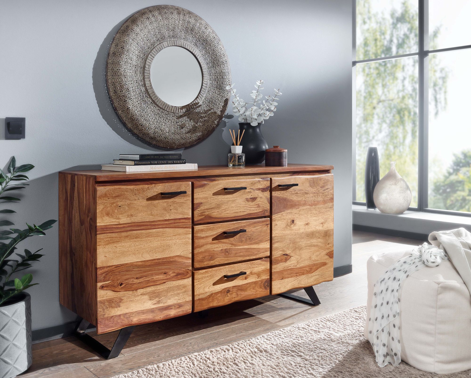 Massivholz Sideboard 145cm Sheesham Design Kommode mit 2 Türen & 3 Schubladen Baumkante – Ansicht 2