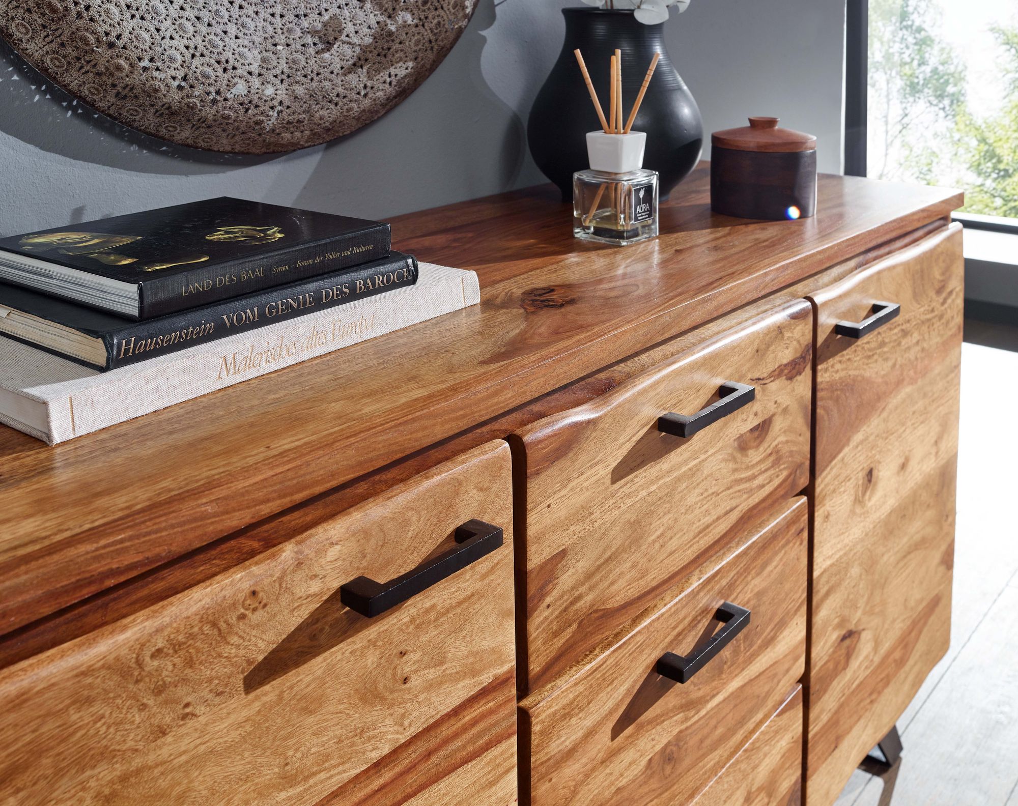Massivholz Sideboard 145cm Sheesham Design Kommode mit 2 Türen & 3 Schubladen Baumkante – Ansicht 6
