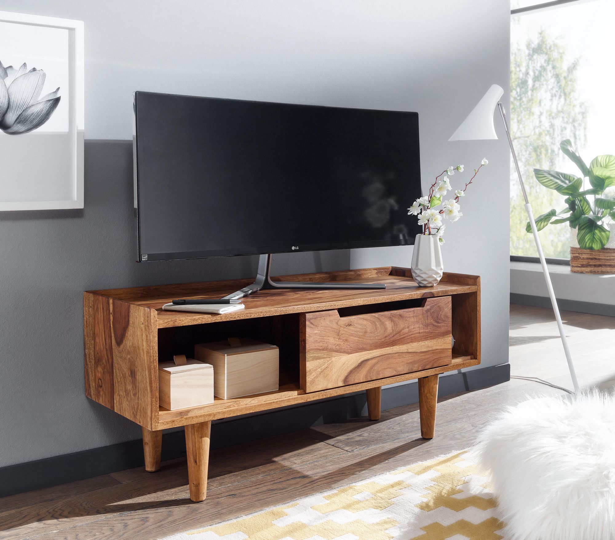 FineBuy Lowboard Sheesham Massivholz 95x44x34 cm TV-Kommode mit Schiebetür, Design TV-Schrank Hoch, Fernsehtisch Fernsehschrank Modern, Fernsehkommode Wohnzimmer | Farbe: Braun