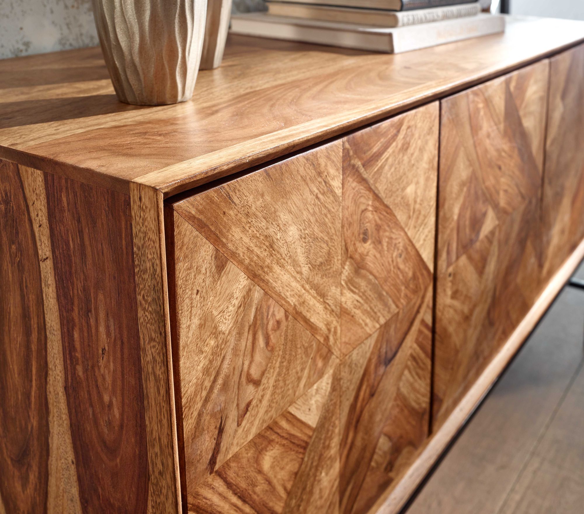 Massivholz Sideboard 120cm Sheesham Natur Design Kommode mit 3 Türen Metall schwarz – Ansicht 5
