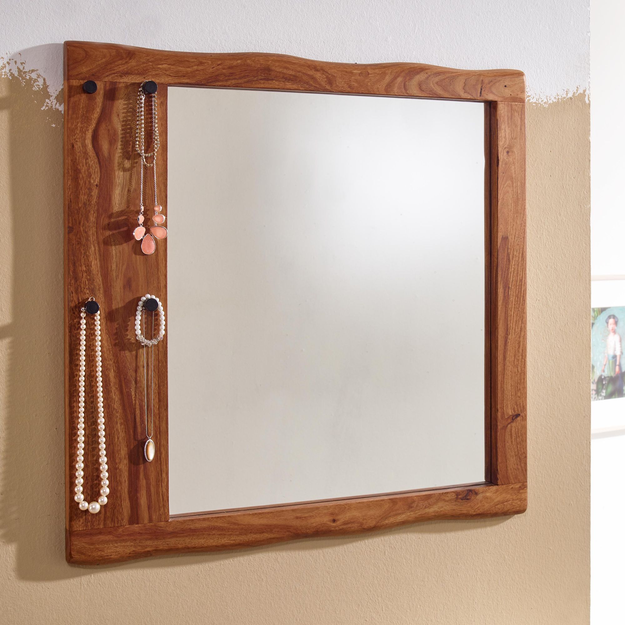 FineBuy Wandspiegel Sheesham Massivholz 80x80x3 cm Design Flurspiegel Baumkante, Hängespiegel Modern mit Haken, Spiegel Wand Groß, Moderner Garderobenspiegel | Farbe: Braun