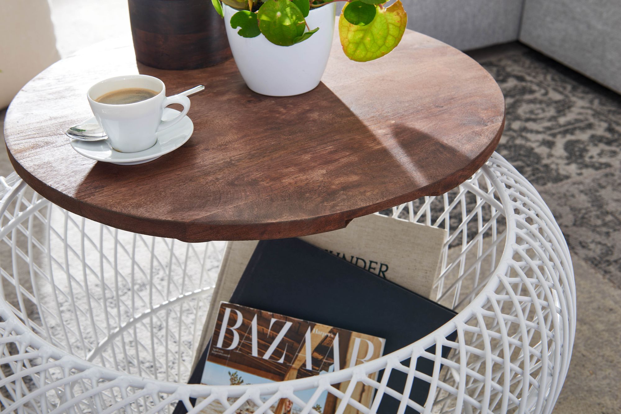 FineBuy Couchtisch Mango Massivholz Metall 60x60x45 cm Rund mit Stauraum, Design Wohnzimmertisch Korbtisch Modern, Beistelltisch Sofatisch Wohnzimmer | Farbe: Schwarz