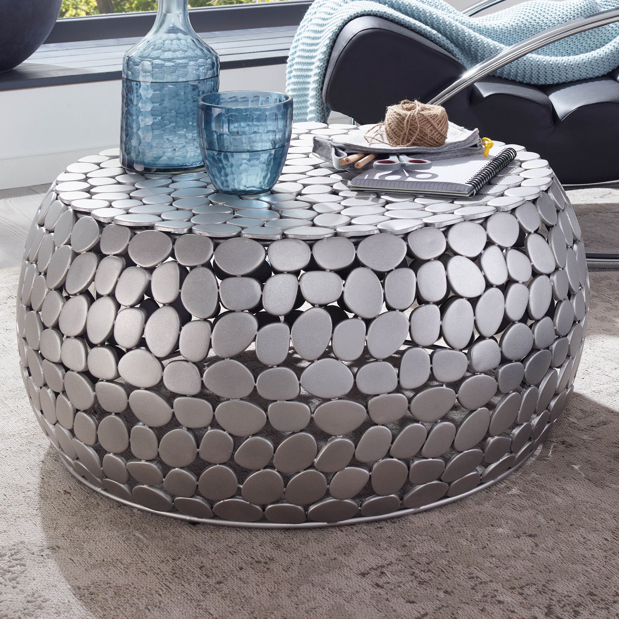 FineBuy Design Couchtisch rund 66 cm Metall silber - Handgefertigter Aluminium Wohnzimmertisch - Moderner Stone Sofatisch Wohnzimmer Beistelltisch | Farbe: Silber