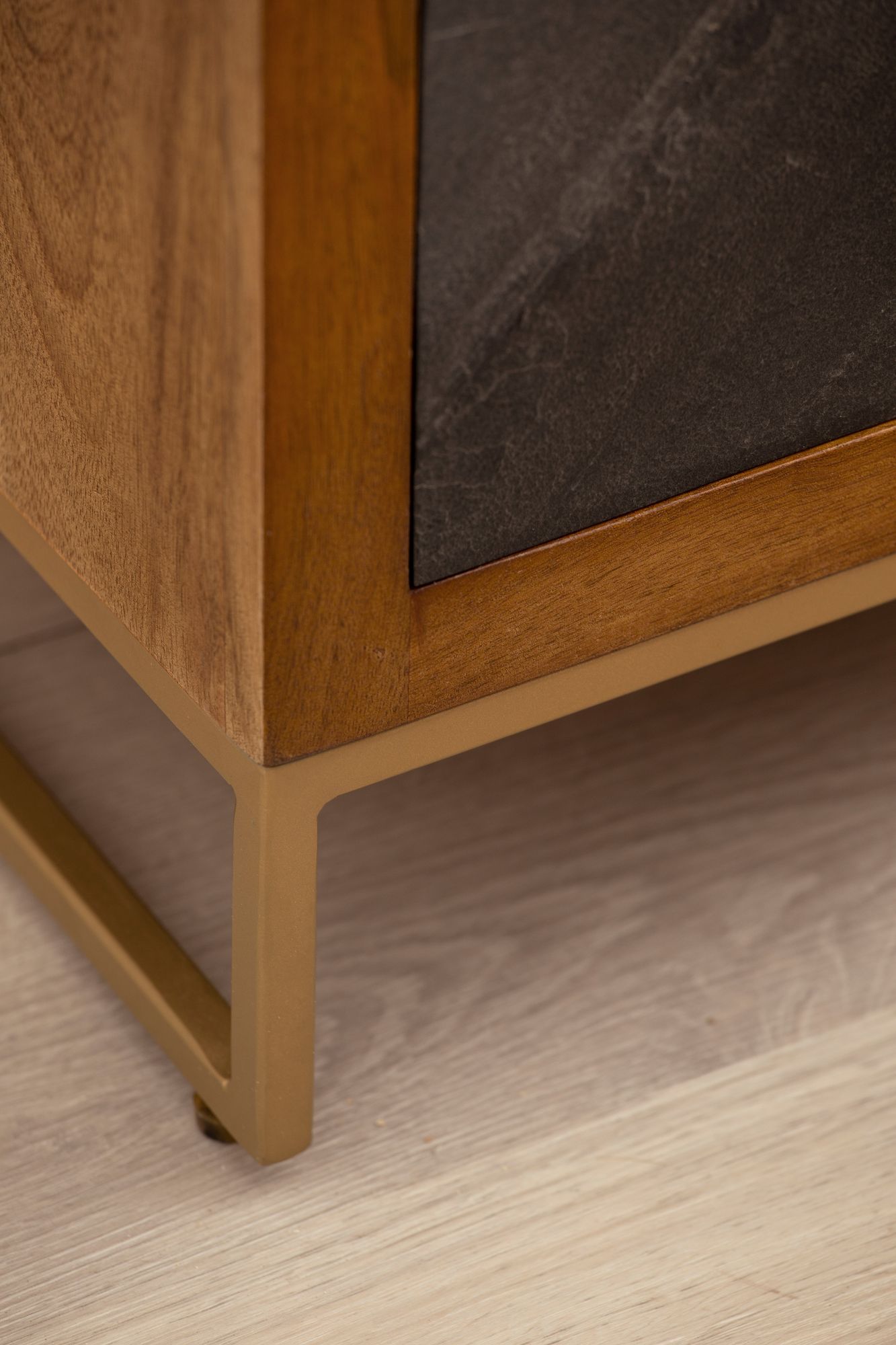 FineBuy Nachttisch aus Mango Massivholz mit Fronten in Steinoptik und 3 Schubladen – Design Nachtkonsole, Nachtschrank für Boxspringbett - Nachtkästchen 40x60x30 cm | Farbe: Schwarz