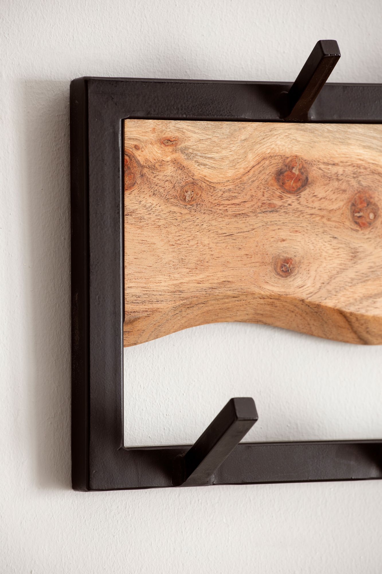 FineBuy Wandgarderobe Akazie Massivholz 80 cm - Garderobenpaneel massiv Holz - Wand Garderobenleiste Hakenleiste - 13 Metall Kleiderhaken | Farbe: Braun