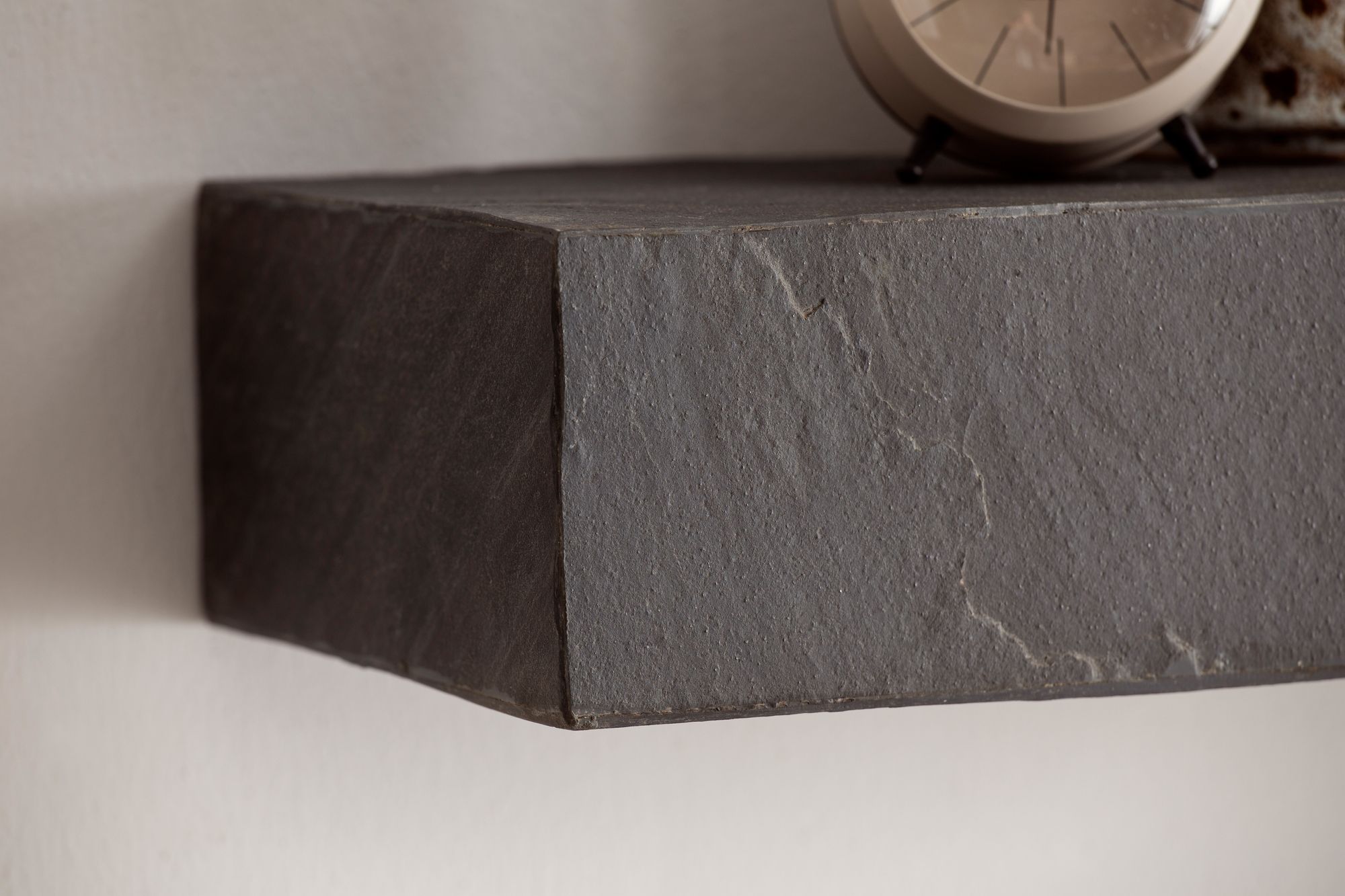 FineBuy Wandregal Mango Massivholz / Steinoptik Hängeregal Modern, Design Schweberegal Rechteckig, Regal Hängend Wohnzimmer Anthrazit | Farbe: Anthrazit