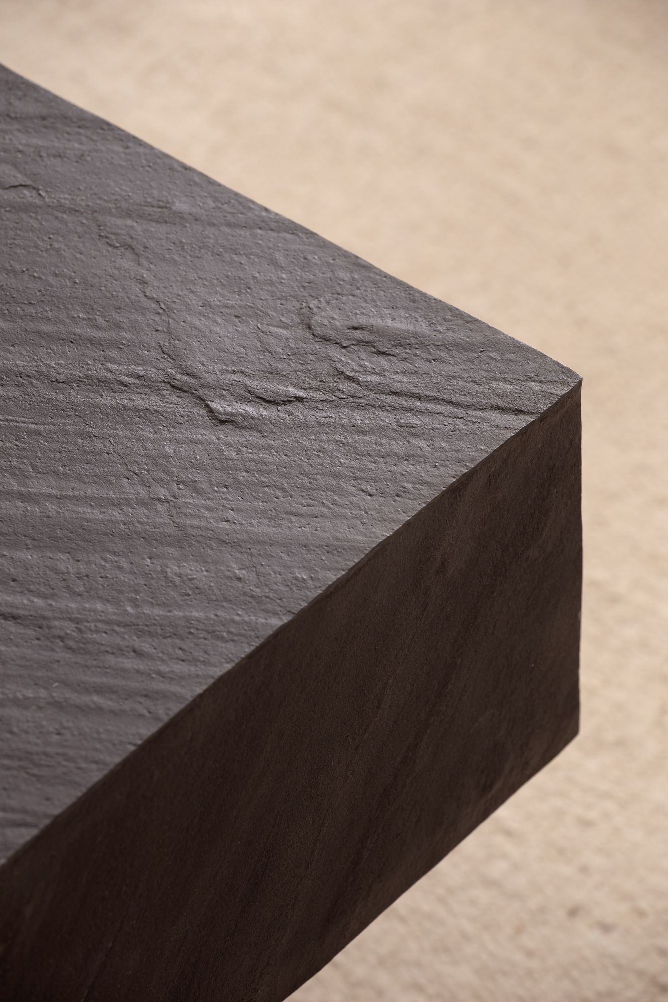 FineBuy Couchtisch 64x64x35 cm Steinoptik / Metall Sofatisch Anthrazit Quadratisch, Design Wohnzimmertisch Kaffeetisch Massiv, Tisch Wohnzimmer Modern | Farbe: Anthrazit