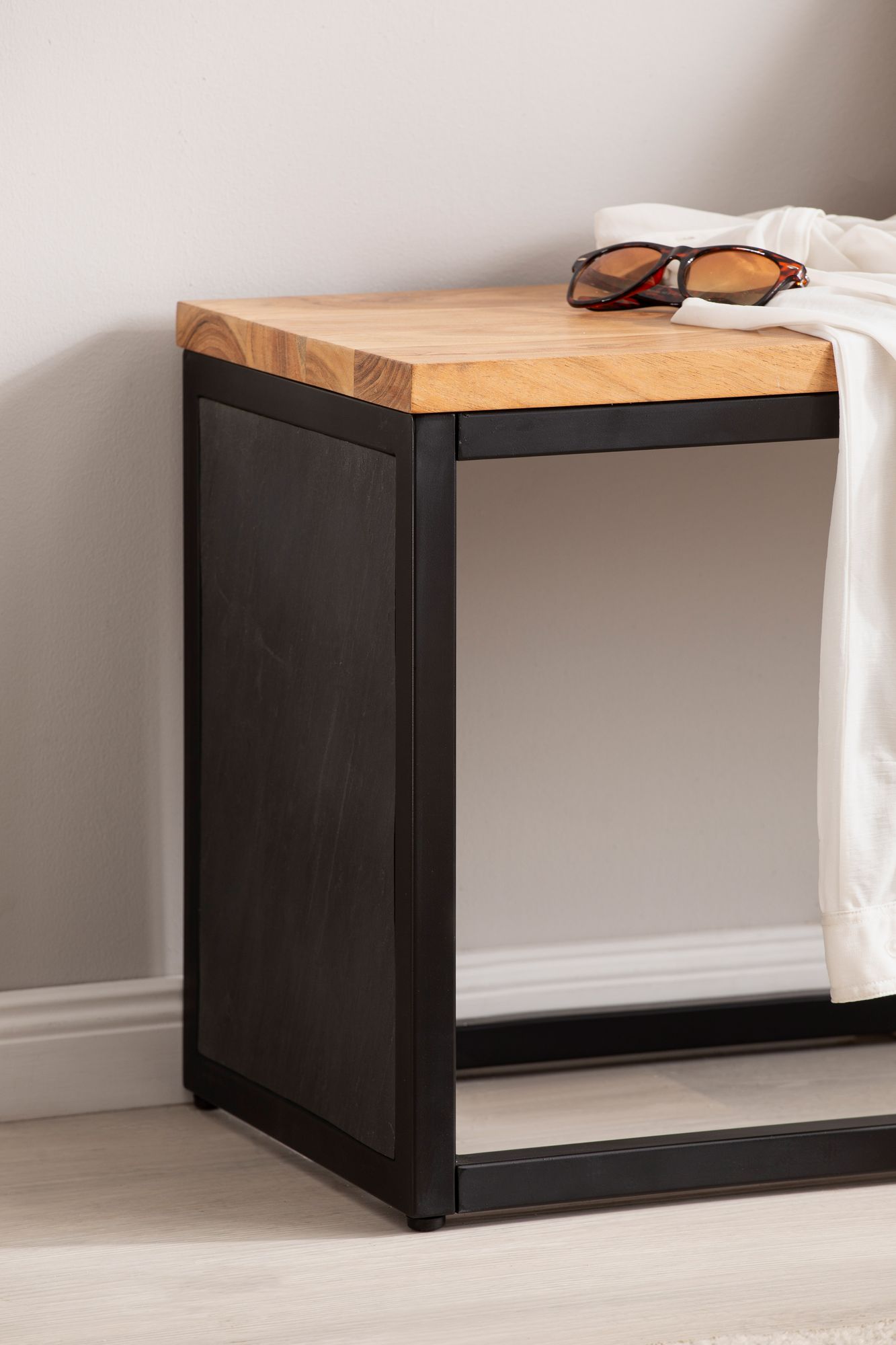 FineBuy Massivholz Sitzbank 120 cm Akazie - Bank für Garderobe Schlafzimmer & Wohnzimmer - Design Garderobenbank Eingangsbereich - Bettbank - Handmade | Farbe: Schwarz