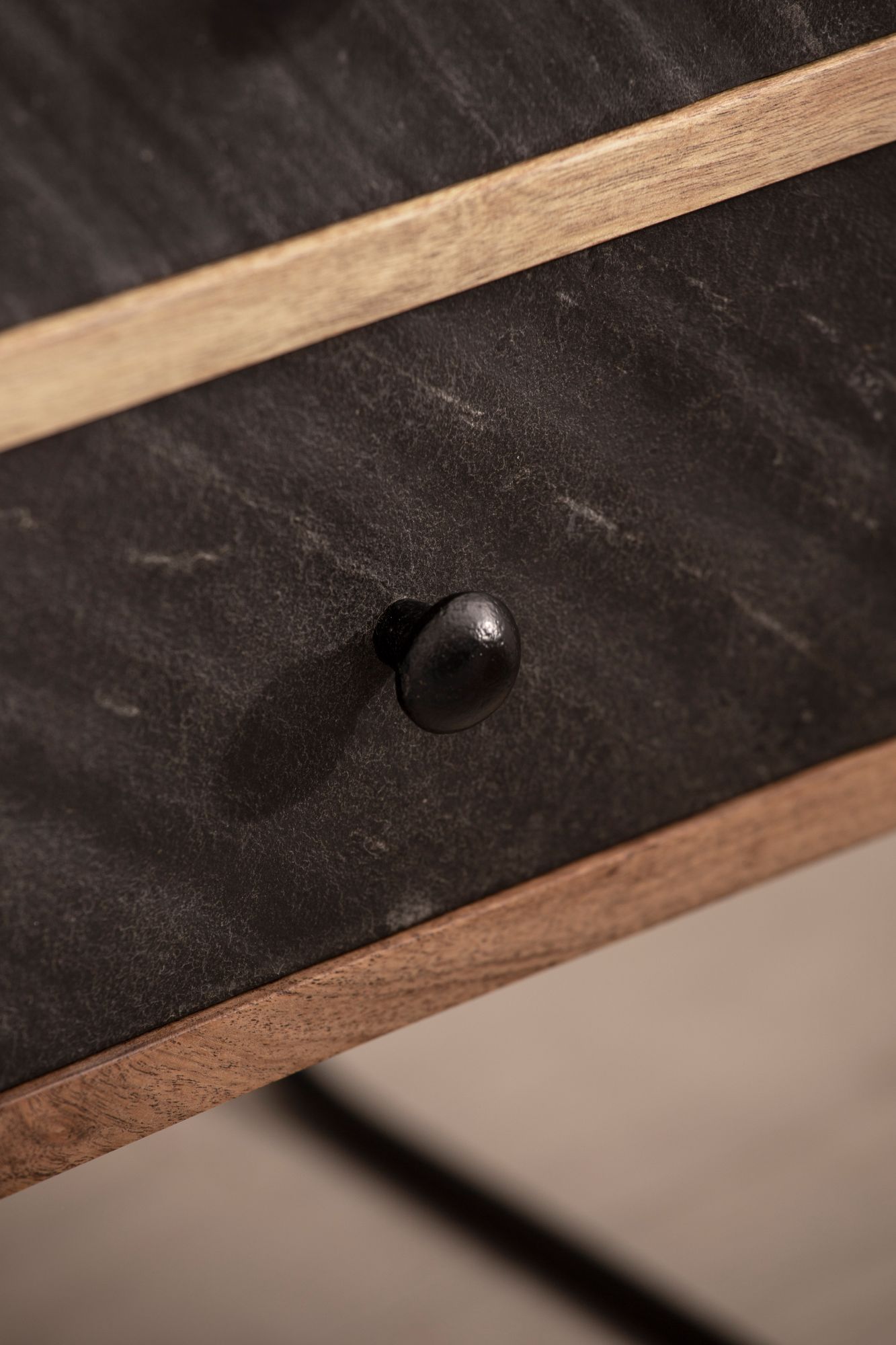 FineBuy Nachttisch Massivholz / Steinoptik 40x60x30 cm Nachtschrank Boxspringbett, Industrial Nachtkonsole mit 2 Schubladen & Ablagefläche, Nachtkommode Stauraum & Metallgestell | Farbe: Braun FineBuy Nachttisch Massivholz / Steinoptik 40x60x30 cm Nachtschrank Boxspringbett, Industrial Nachtkonsole mit 2 Schubladen & Ablagefläche, Nachtkommode Stauraum & Metallgestell | Farbe: Braun