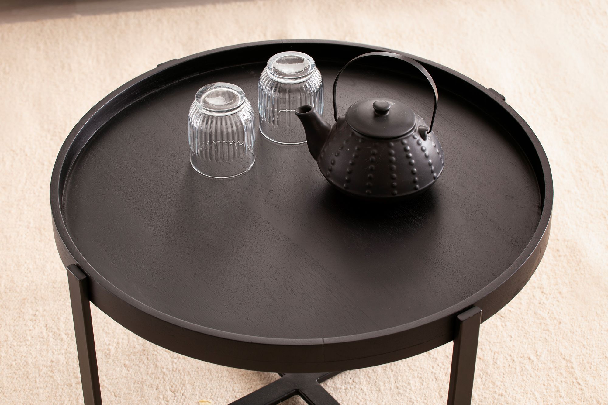 FineBuy Couchtisch Mango Massivholz rund Ø 60 cm Schwarz · Wohnzimmertisch mit Metallgestell · Handgefertigter Sofatisch im Industrial Japandi Design | Farbe: Schwarz