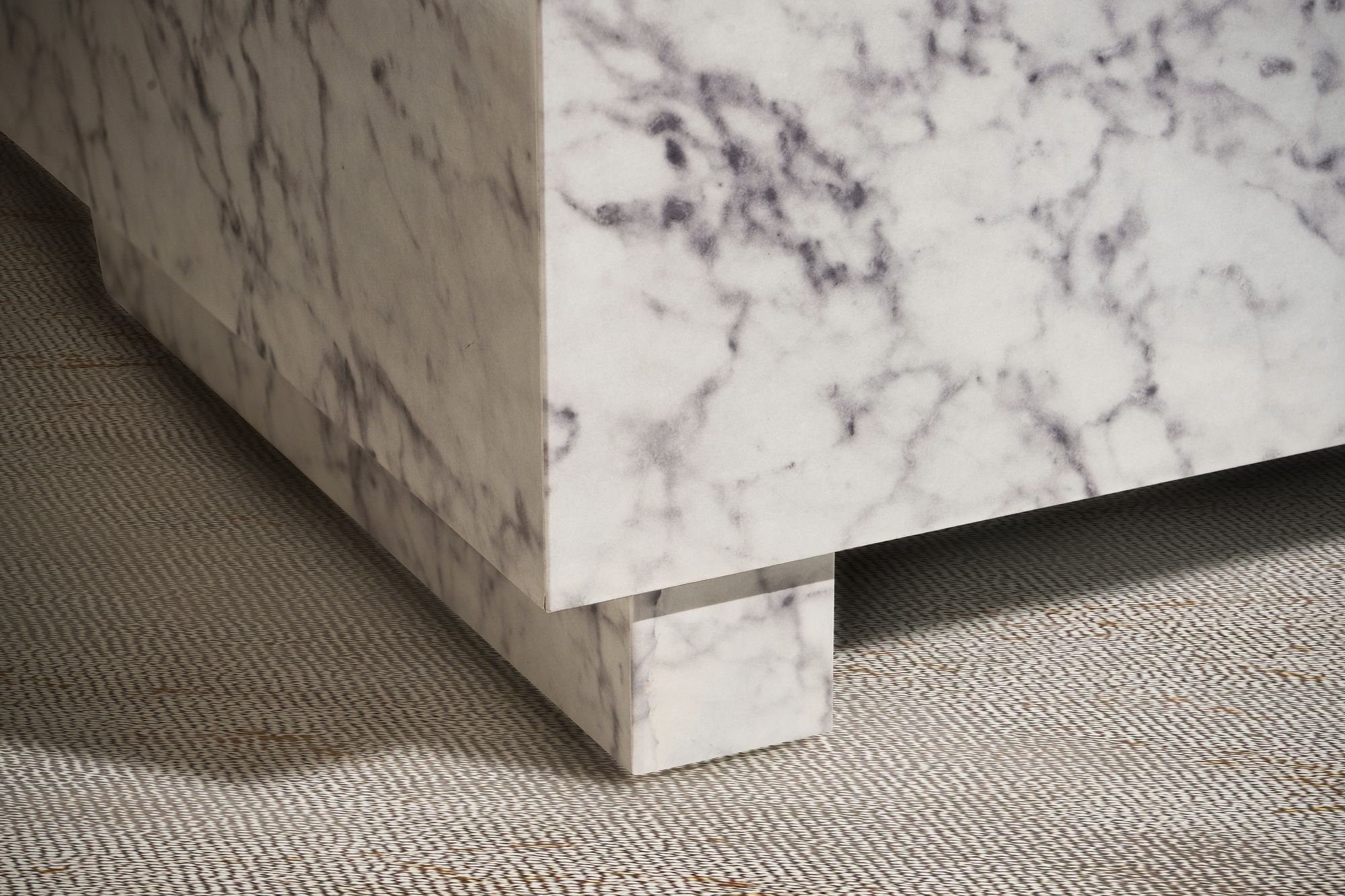 FineBuy Couchtisch MONOBLOC 60x60x35 cm Hochglanz mit Marmor Optik, Wohnzimmertisch Cube Quadratisch, Design Sofatisch, Lounge Kaffeetisch Würfel-Form | Farbe: Schwarz