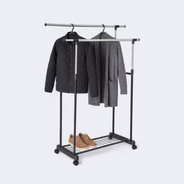 Doppelkleiderstange mit Rollen | höhenverstellbar | Kleiderständer mit Ablage