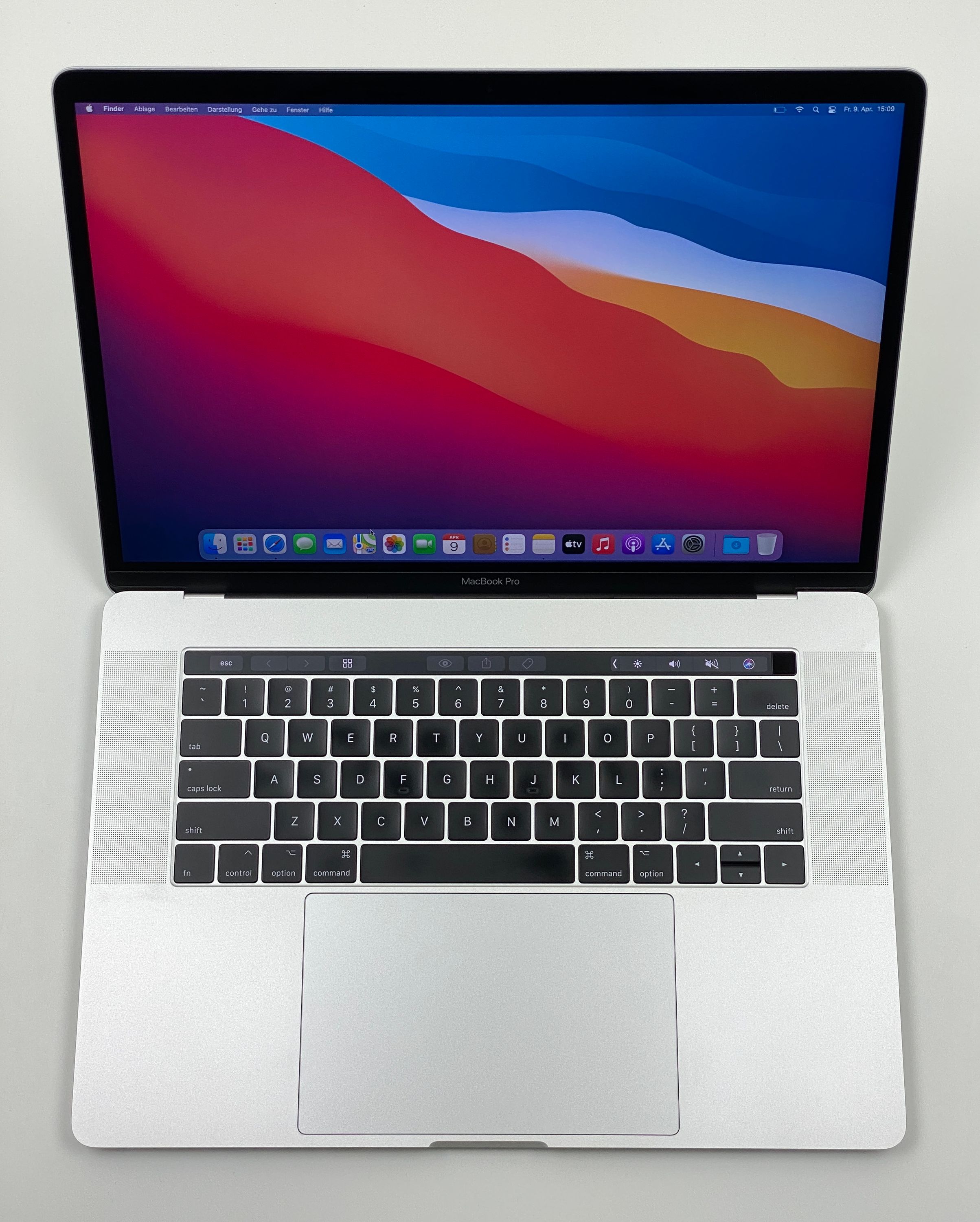 Apple MacBook Pro Retina 15,4“ TOUCHBAR i7 2,8 Ghz 512 GB SSD 16 GB