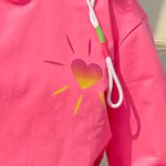 Wattloeper-Damen-Sweathoody-mit-Frottee-Herz-in-Pink-3.jpg
