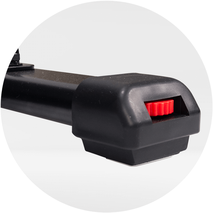 Crosstrainer-Ergometer AX 7000: Niveau Boden- Höhenausgleich