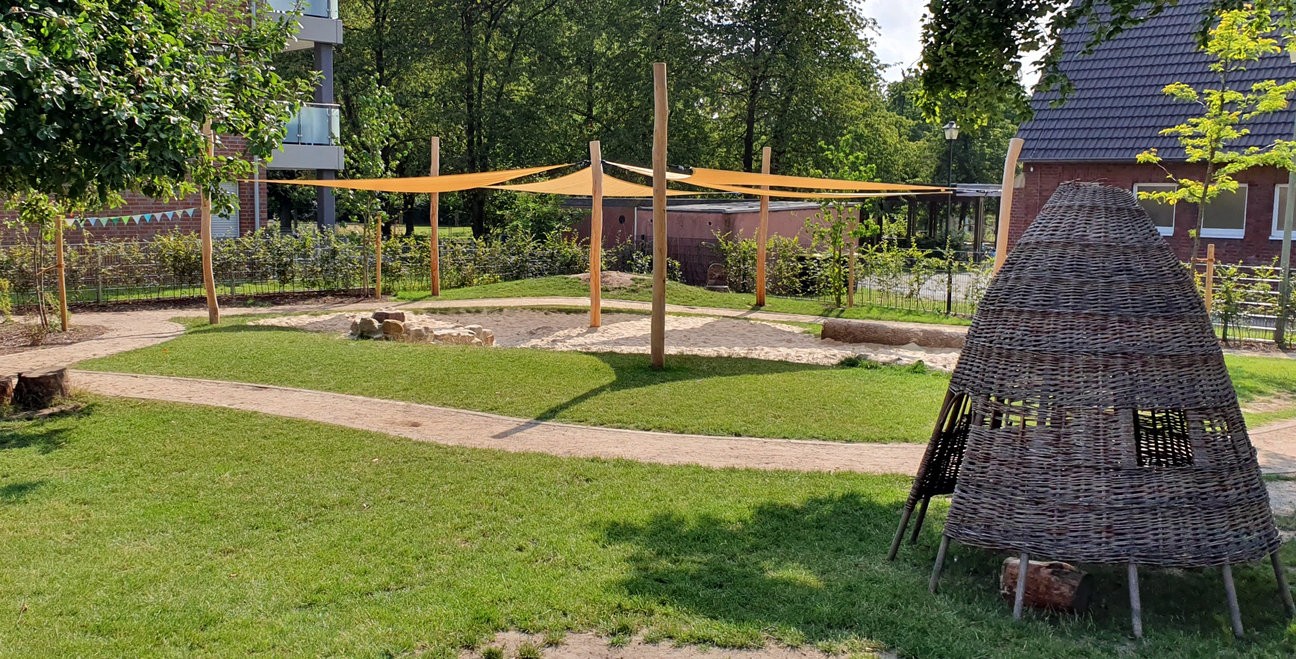 Sonnenschutz im Kindergarten: Tipps für Kita Sonnenschutz | SONNENSEGEL