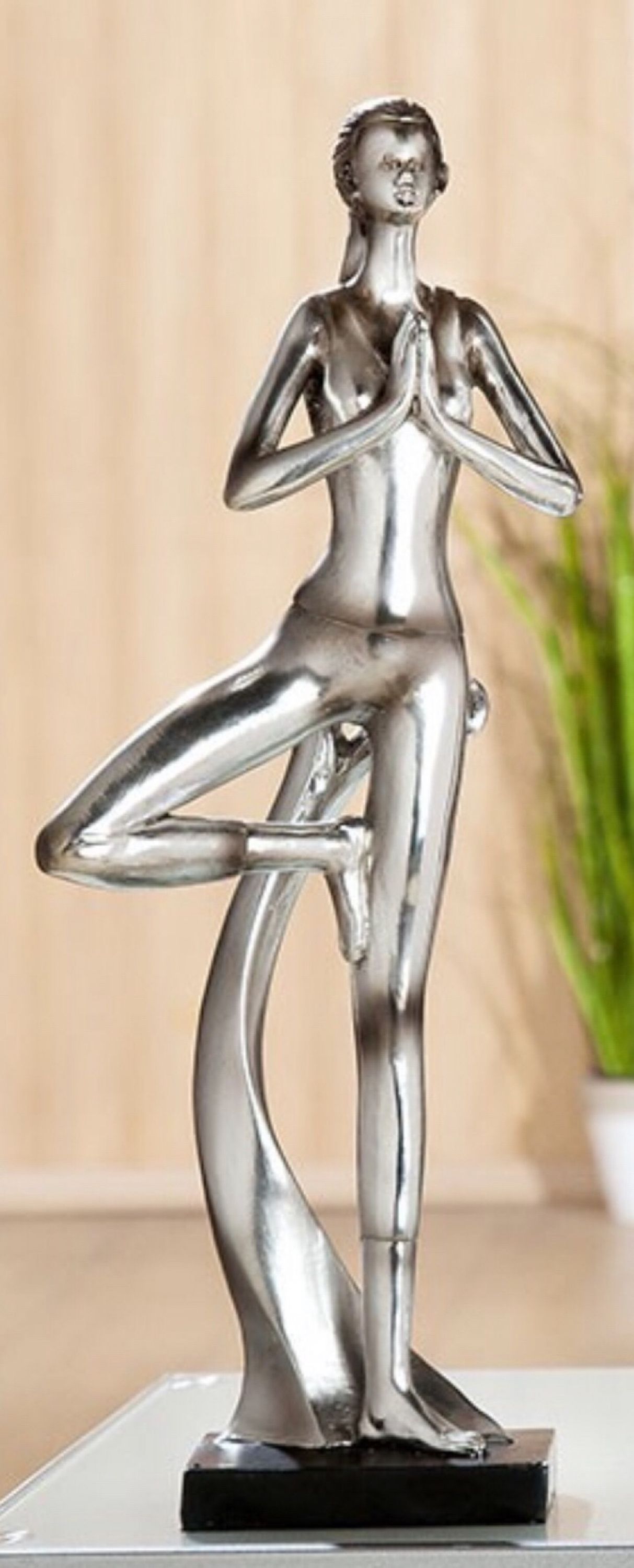 Grosse moderne Yoga Figur, Skulptur LADY , Modell BAUM 1 , aus