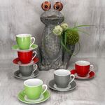02-MamboCat-Variant-Kaffeetassen-mit-Untertasse-Trio-Ambientebild.jpg