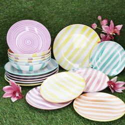02-24326144-24326159-24326165-HIT-Beach-Pastello-Stripes-18tlg-Tellerset-Ambientebild-01.jpg 02-24326144-24326159-24326165-HIT-Beach-Pastello-Stripes-18tlg-Tellerset-Ambientebild-01.jpg