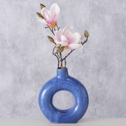 05-2033011-Boltze-Peruya-Vase-rund-blau-Ambientebild-02.jpg 05-2033011-Boltze-Peruya-Vase-rund-blau-Ambientebild-02.jpg