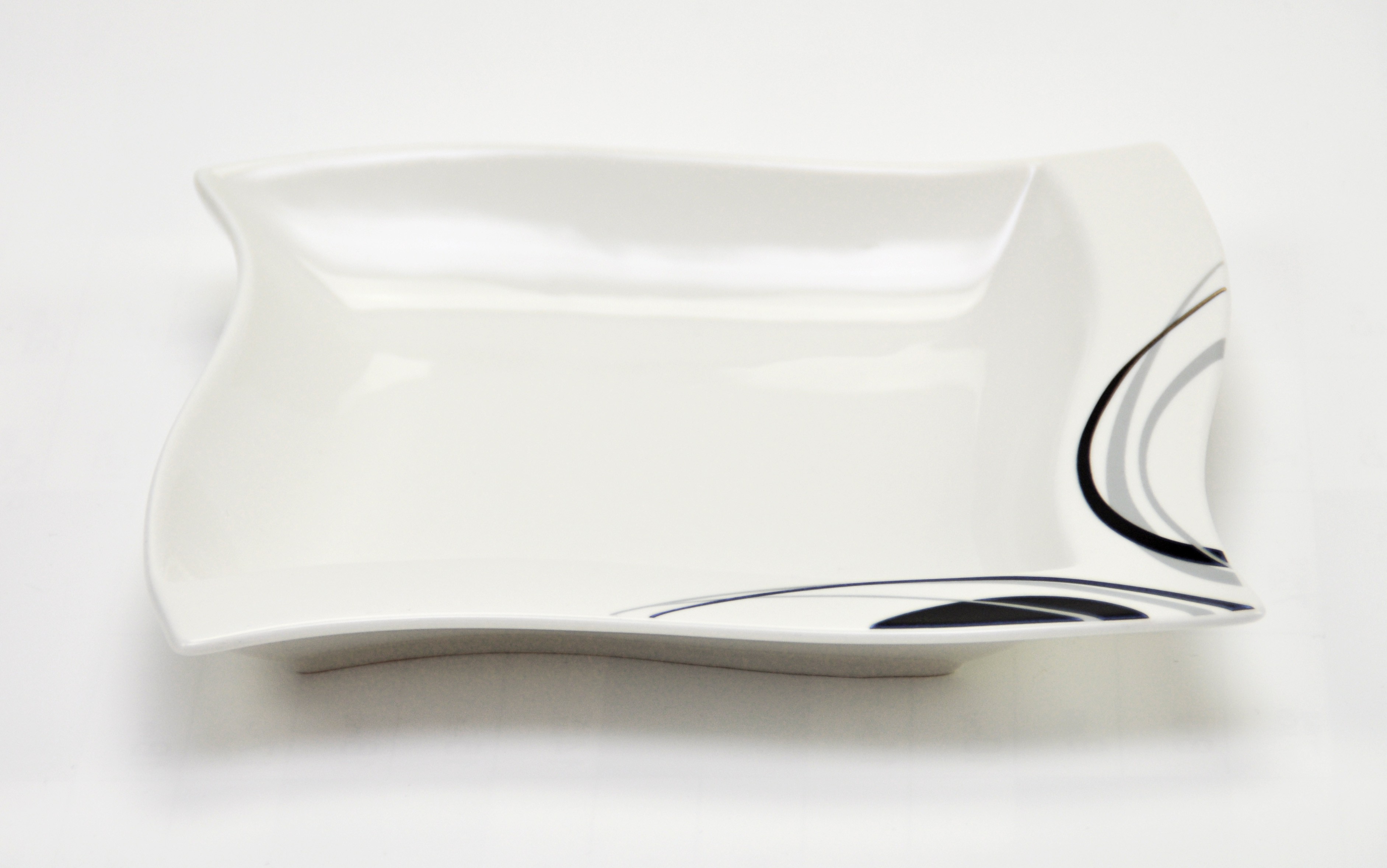 DEAGOURMET Saturno Suppenteller Set - 6 Weiße Porzellanteller Mit Schwarzem Dekor