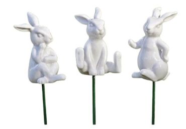 Gartenstab Osterhasen 3sort Keramik weiß L.41 cm 3er Set 