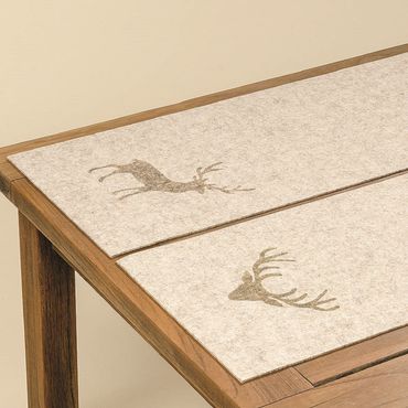 Tischläufer  Polyester mit Hirschmotiv Farbe beige Stückpreis