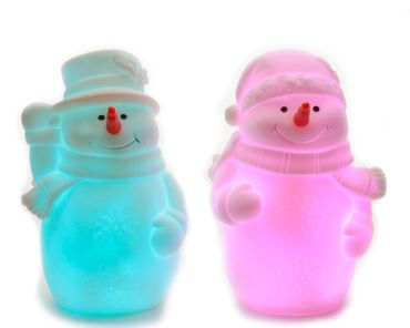 LED Schneemann mehrfarbig 13 cm mit Hut/Mütze Stückpreis