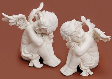 Dekofigur Engel sitzend Kunstharz creme H.24 cm Stückpreis
