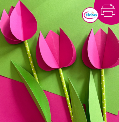 Gebastelte Tulpen aus Fotokarton und Strohhalmen.