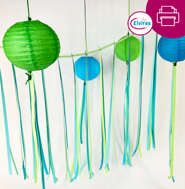 Lampion-Girlande mit Krepppapierdeko.
