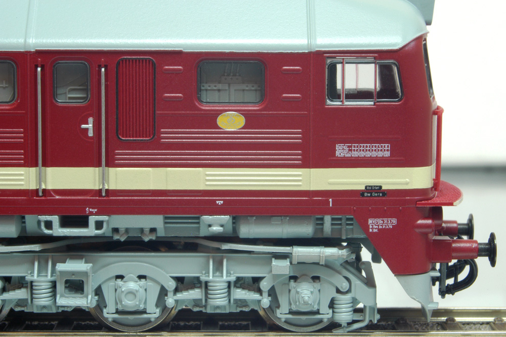 Roco 71778 H0 Diesellok BR 120 DR - Detailgetreue Modelleisenbahn Lokomotive