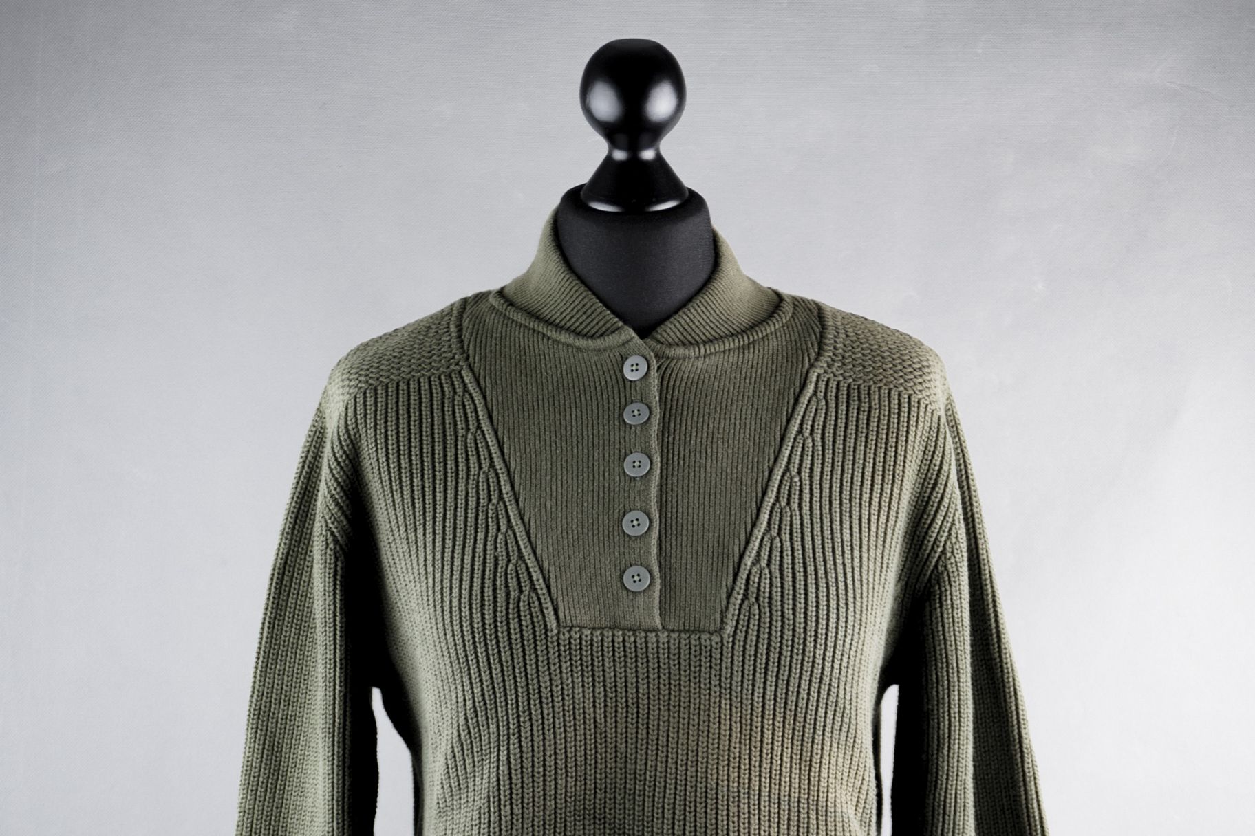 Lands'End women's sweater S green olive plain button crew neck chunky knit B477 Lands'End women's sweater S green olive plain button crew neck chunky knit B477