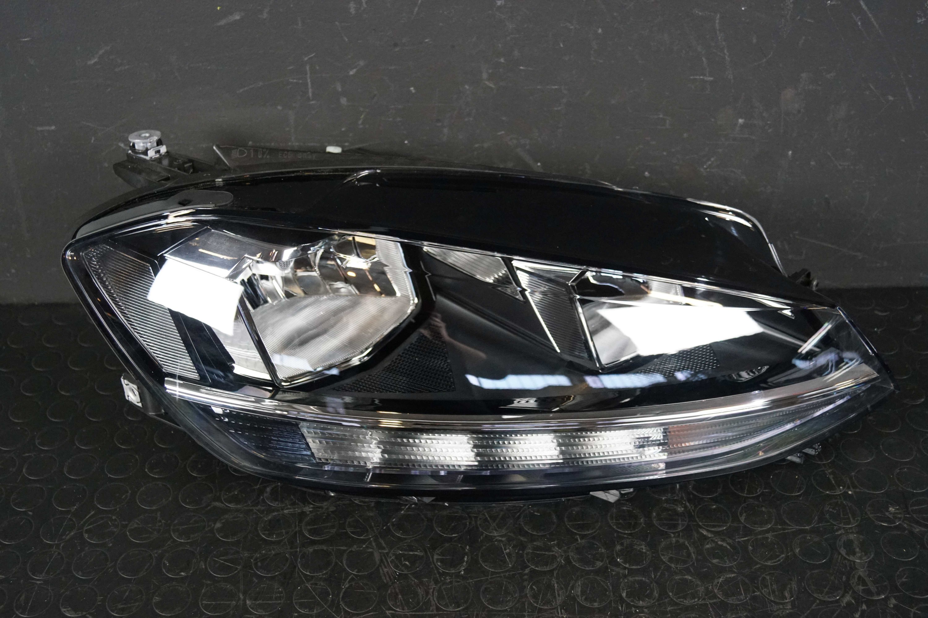 VW Golf 7 VII Halogen Scheinwerfer rechts komplett 5G2941006D eBay