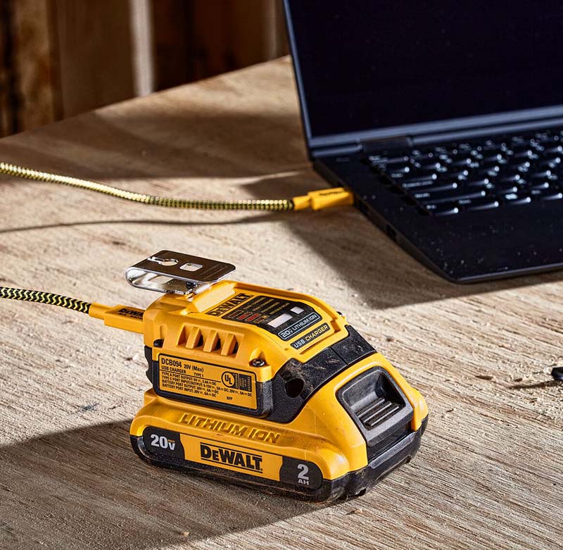 Dewalt USB Lader & Powerbank