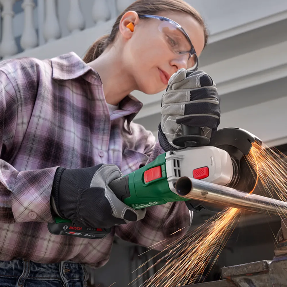 Zum Bosch Akku-Winkelschleifer PWS 18V-70