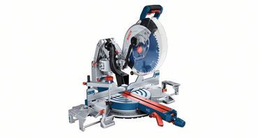 Bosch Akku-Kapp- und Gehrungssäge BITURBO GCM 18V-305 GDC mit 2x 5,5 Ah Akku + Lader