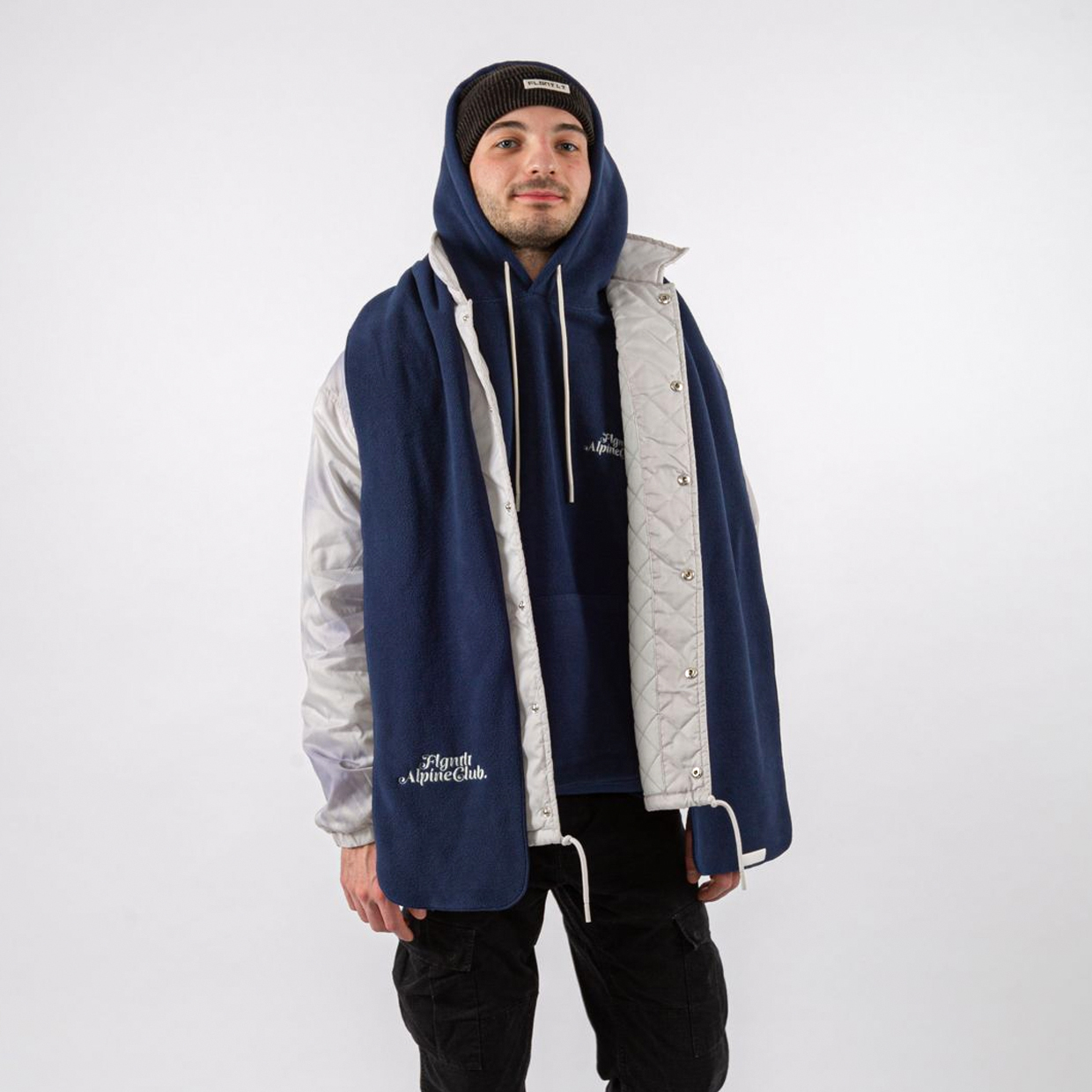 SUMMIT SCARF