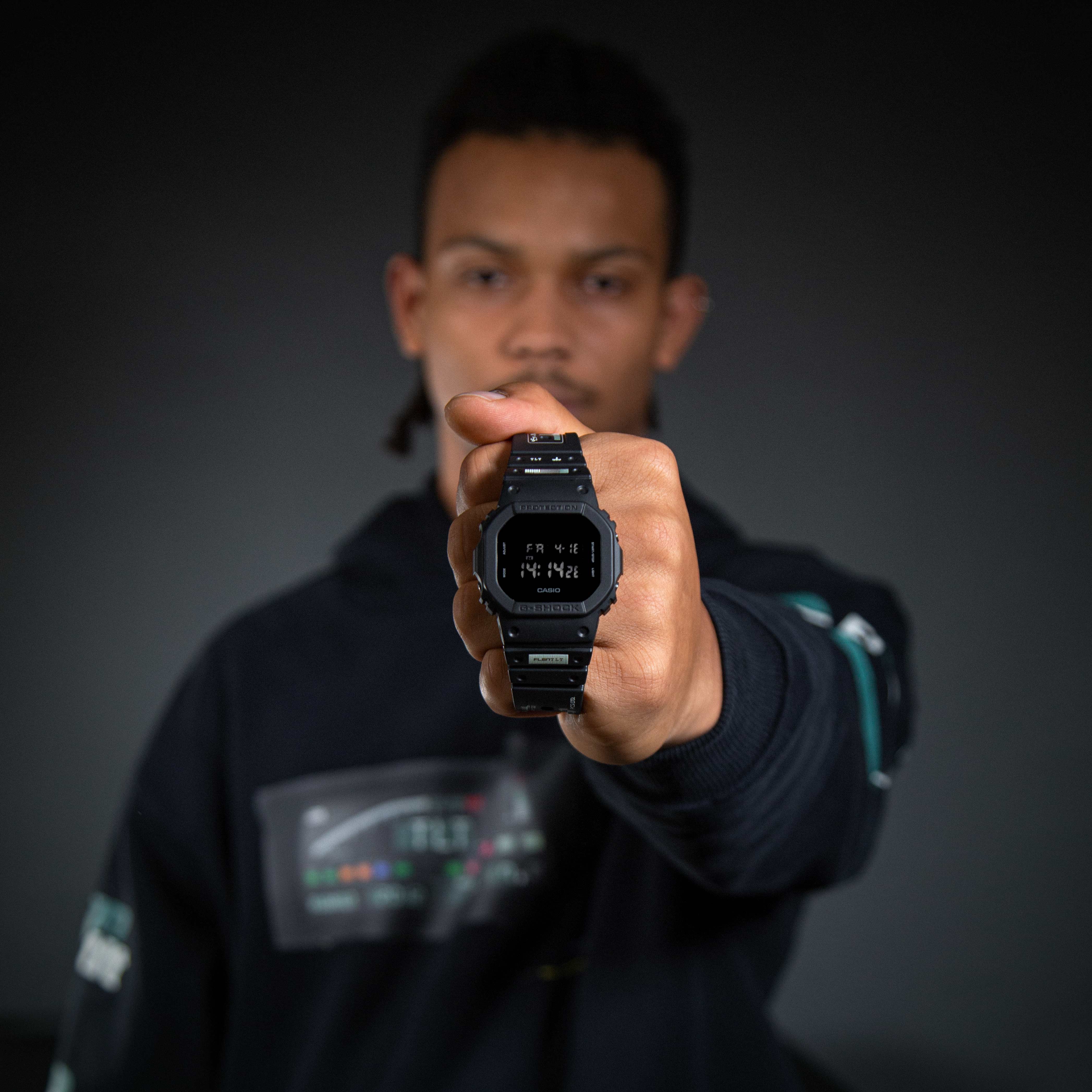 FLGNTLT CASIO G-SHOCK DW5600-1ER